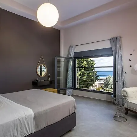 Evie's Oasis Ixia (Rhodes)