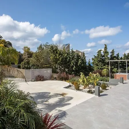 Evie's Oasis * Ixia (Rhodes)