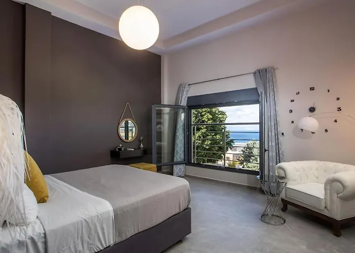 Evie's Oasis Ixia (Rhodes)